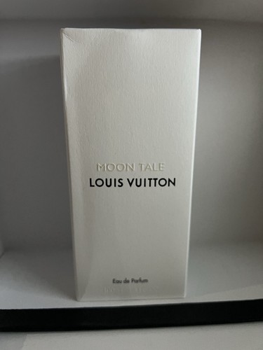 Louis vuitton moon - louis, tail